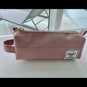 PINK HERSCHEL POUCH
